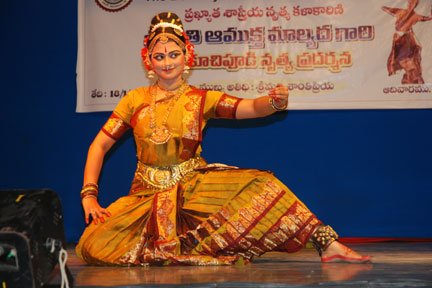 Kuchipudi Dance - by Smt. Amukta Maalyada image23