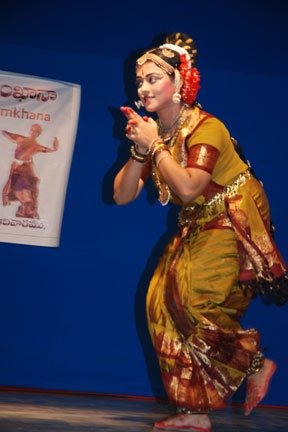 Kuchipudi Dance - by Smt. Amukta Maalyada image24