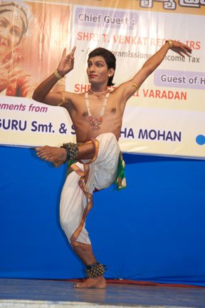 Kuchipudi Dance by Manju Bhargavi image13