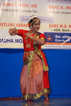 Kuchipudi Dance by Manju Bhargavi image38